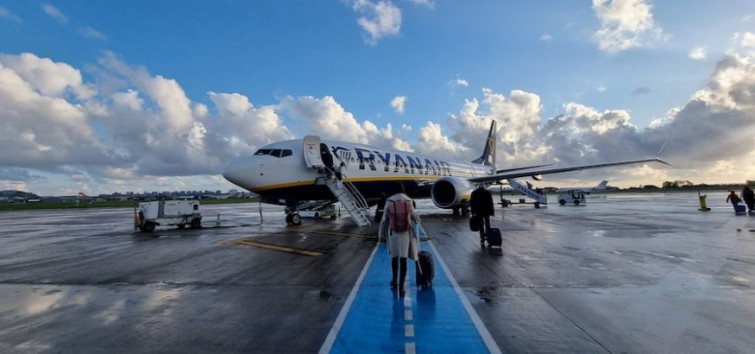 Cierre de la base de Ryanair en Santiago: 