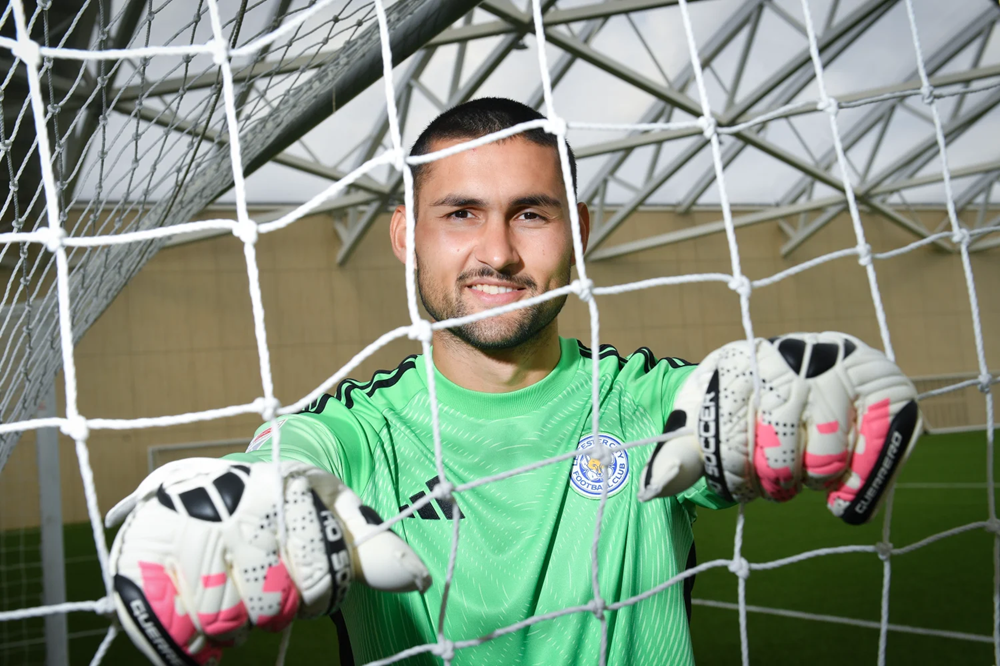 Fran vieites leicester city