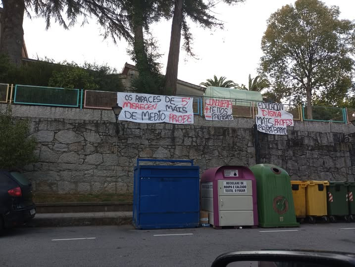 Carteles denunciado la falta de profesores en Barro