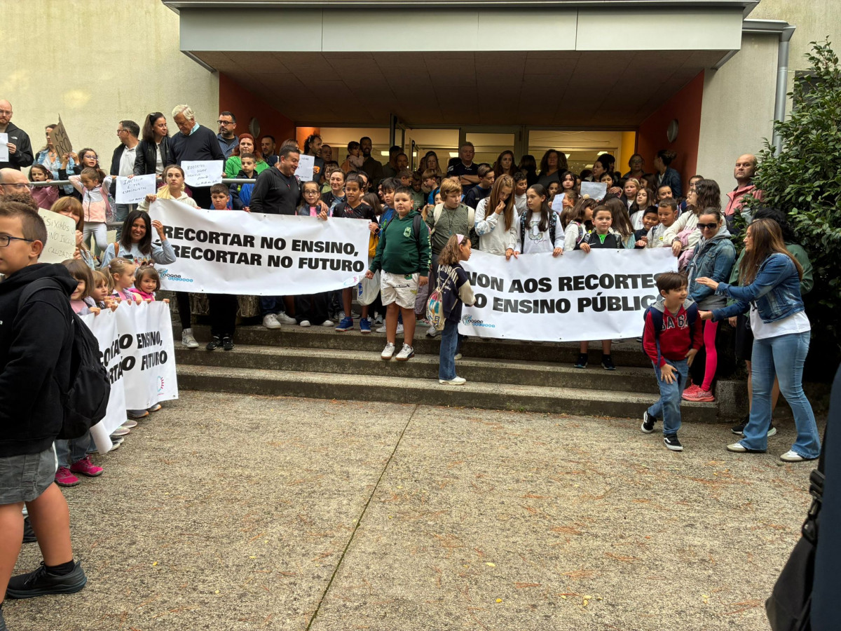 Protesta en el Monte dos Postes de Santiago