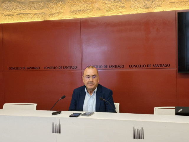 El Concello de Santiago someterá al pleno la subida de la tasa de la basura y cambio del IBI para impulsar el alquiler.