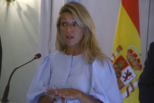 La vicepresidenta segunda y ministra de Trabajo y Economía Social, Yolanda Díaz, se reúne con responsables del sector de la Economía Social, en la subdelegación del Gobierno en Ourense, a 29 de agosto de 2025, en Ourense, Galicia (España).