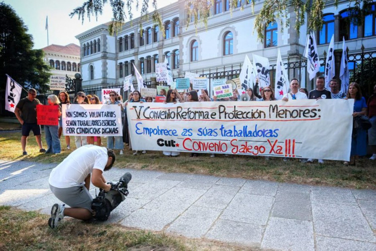 Menores tutelados y trabajadoras de protección y reforma, en guerra contra la Xunta y la precariedad que sufren