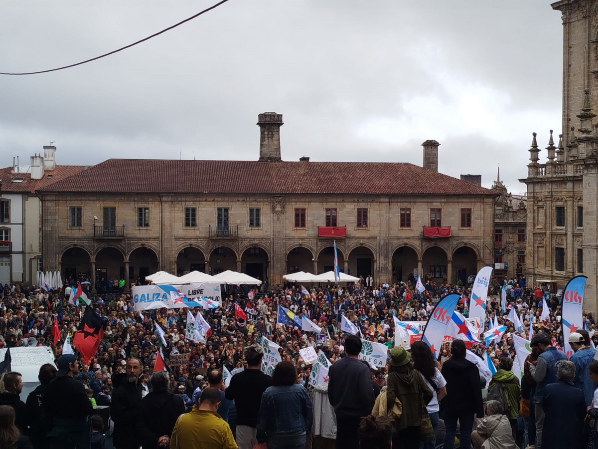 Manifestacion contra los incendios de Lumes Nunca Máis en A Quintana