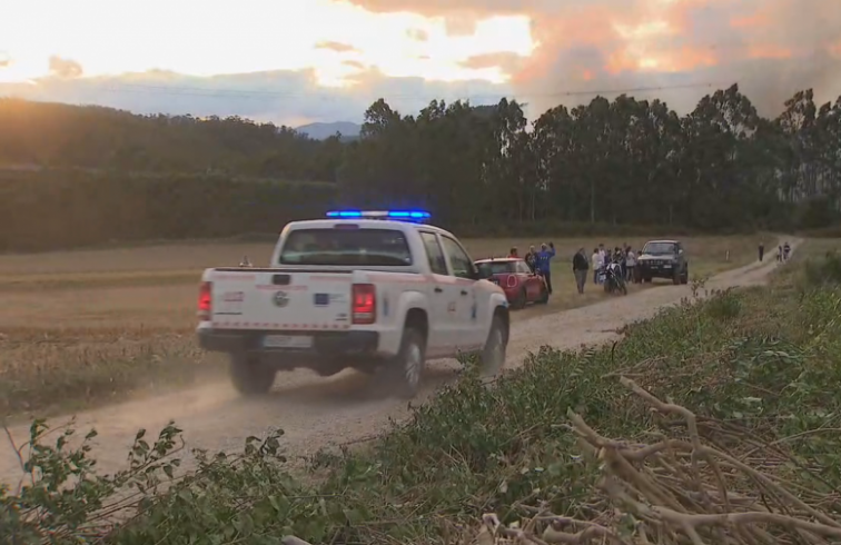 Pronóstico grave para los cinco brigadistas heridos en Barreiros, evacuados a la unidad de quemados del CHUAC