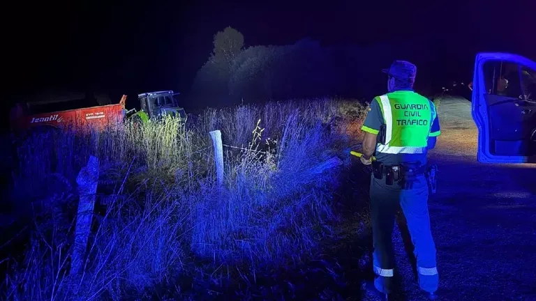 Lugar del accidente en una foto de la Guardia Civil