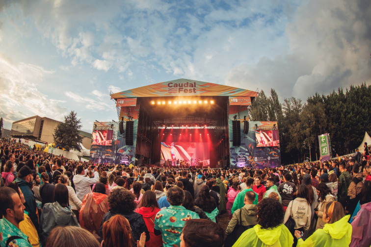 Todo lo que necesitas saber para una nueva edición del Caudal Fest: horarios, accesos, escenarios...