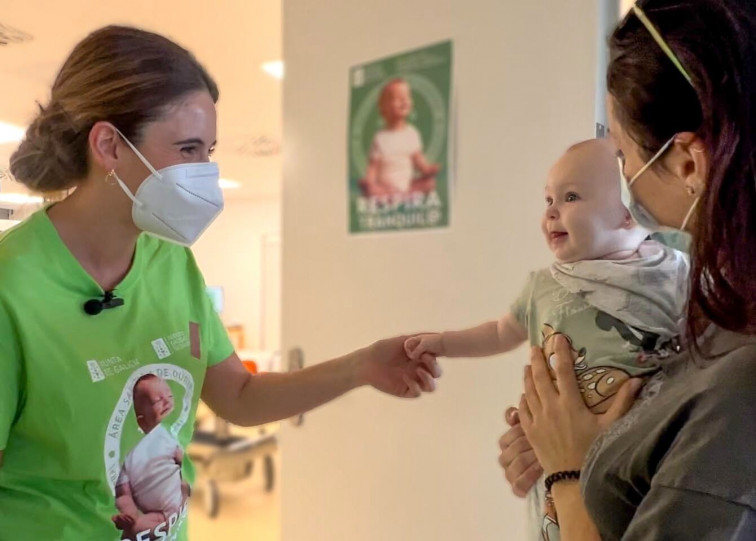 Galicia comienza a vacunar a bebes frente al virus respiratorio sincitial a partir de este lunes