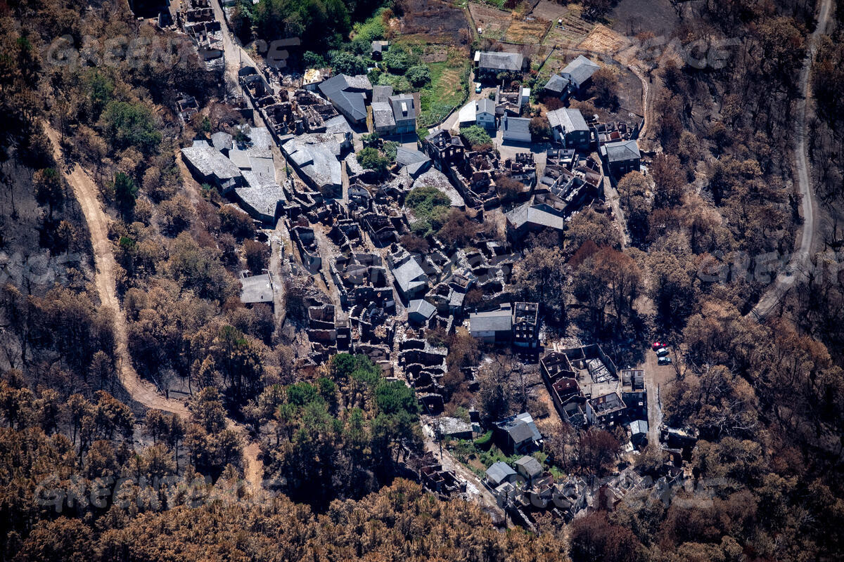 San Vicente de Leira tras los incendios en una imagen de Greenpeace