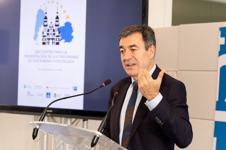 Trece titulaciones universitarias compartidas entre Galicia y cuatro centros argentinos