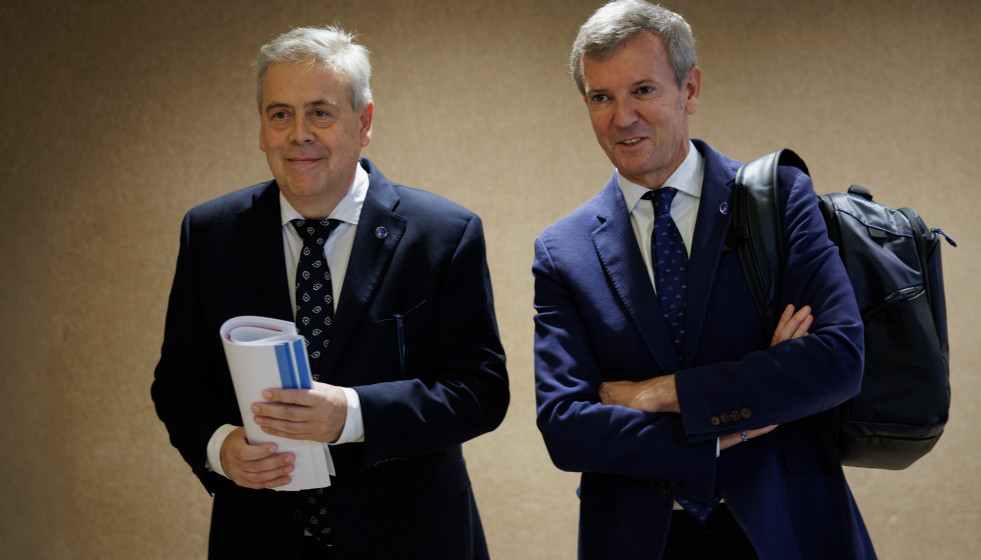 Rueda y Caamaño, al término del Consello.