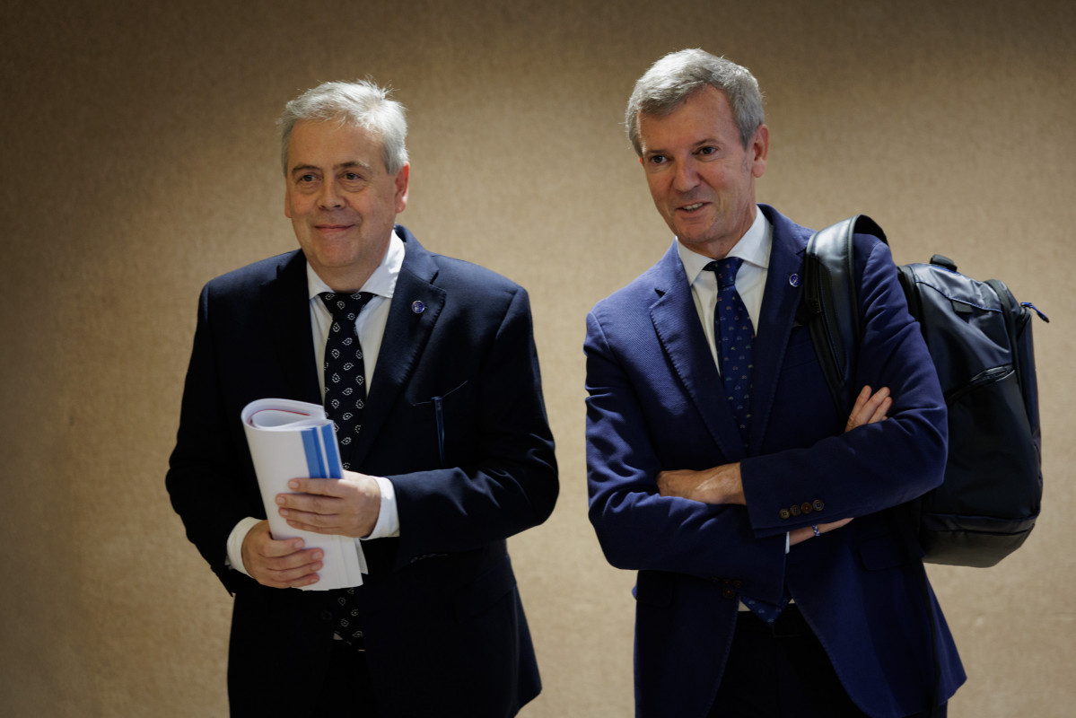 Rueda y Caamaño, al término del Consello.