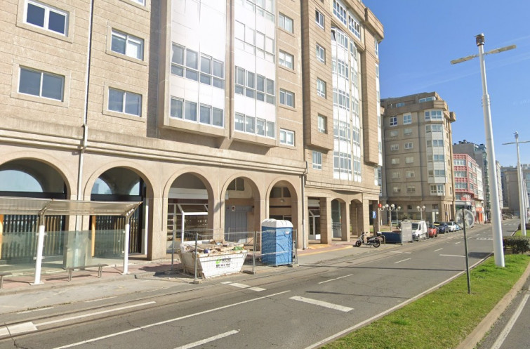 Trabajador accidentado en la calle Matadero de A Coruña en pronóstico reservado