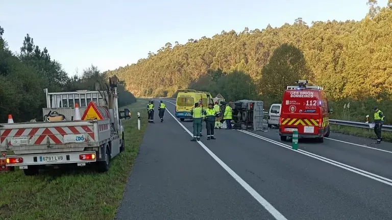 Accidente en Brion en una foto del GES local publicada por La Voz