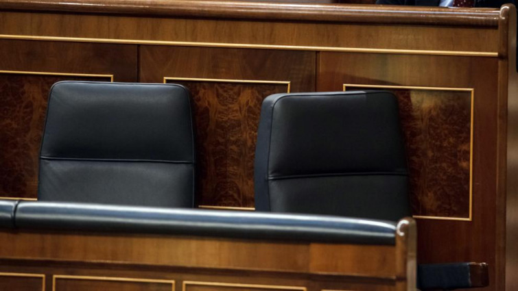 ​300 días de goberno en funcións