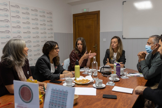 Reunión de representantes del PSdeG con la Coordinadora Gallega de Solidaridad con Palestina