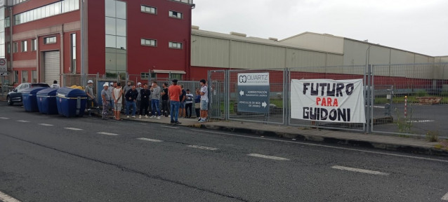 Protesta de trabajadores de Guidoni Quartz en Narón
