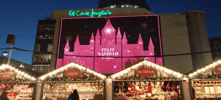 El Corte Inglés abre el proceso para contratar 6.000 nuevo trabajadores para su campaña de Navidad