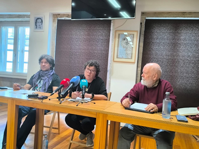 Rueda de prensa de la Asociación Galega na Defensa do Sistema Público de Dependencia e Discapacidade (ASGADeD).