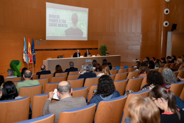 El conselleiro de Sanidade, Antonio Gómez Caamaño, participa en la jornada 'Mira de fronte a túa saúde mental', en la Consellería de Sanidade