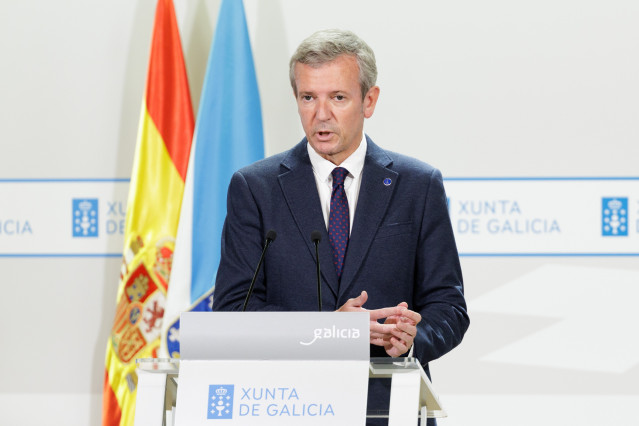 El titular de la Xunta, Alfonso Rueda, en la rueda de prensa posterior a la reunión semanal de su Gobierno