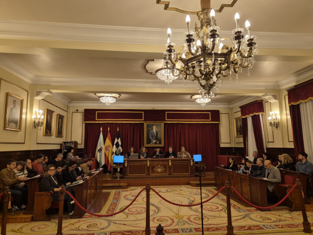 Archivo - Pleno del Ayuntamiento de Ferrol