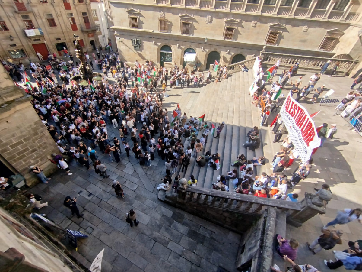 Concentraciu00f3n al mediodu00eda en Prateru00edas por la huelga general por Palestina