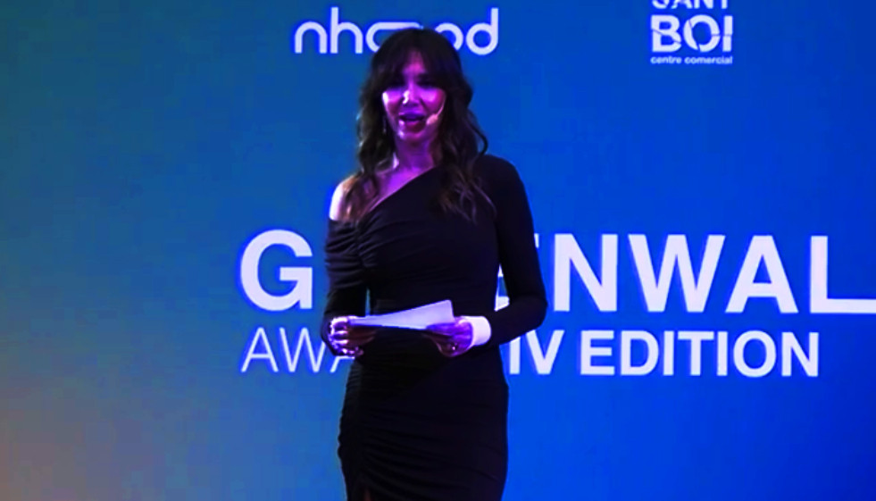 Paloma Lago presentando los Greenwalk Awards en septiembre en Barcelona