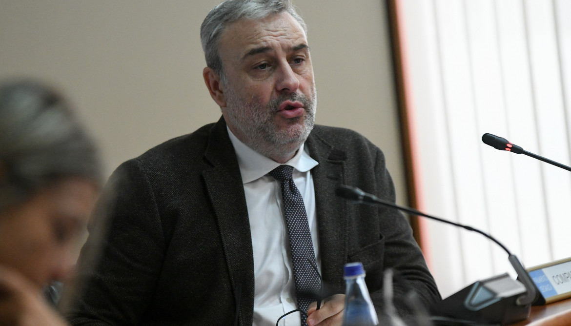 El gerente del Servizo Galego de Saúde, José Ramón Parada, en el Parlamento de Galicia