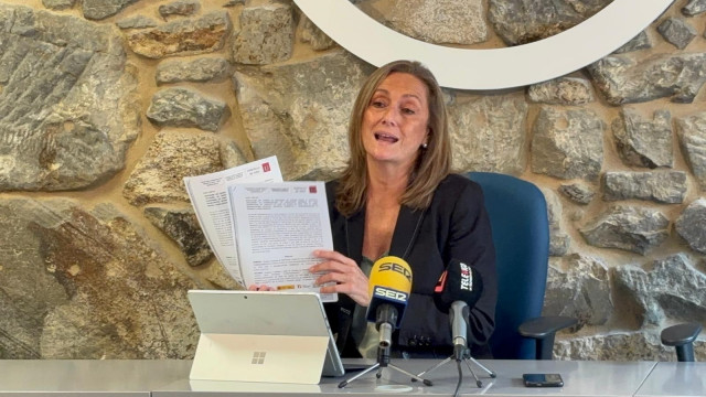 La presidenta del PP de Vigo, Luisa Sánchez, denuncia que el gobierno de Caballero tendrá que devolver más de 3 millones de ayudas europeas por otro proyecto sin ejecutar. En total, el Ayuntamiento ha devuelto 4.5 millones de fondos de la UE.
