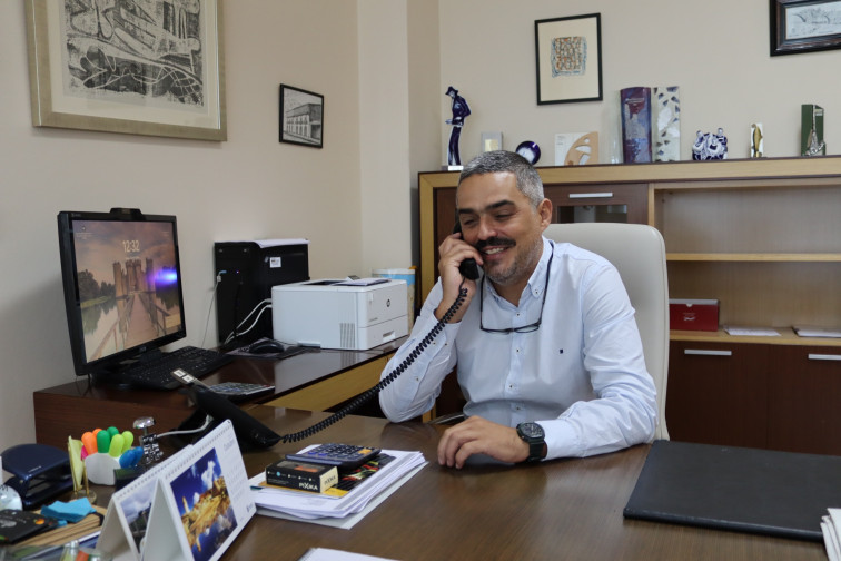 Daniel Pérez, alcalde de Carballo: 