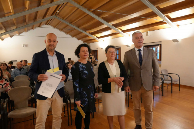 Presentación de informe del CCG sobre servicios de normalización lingüística