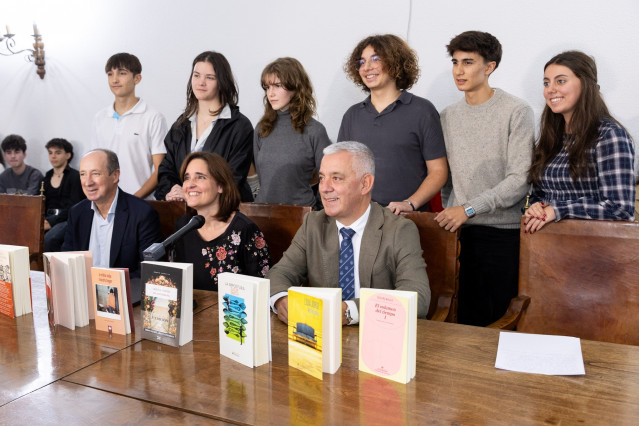 XXIX Premio San Clemente de Novela, organizado por el IES Plurilingüe Rosalía de Castro.