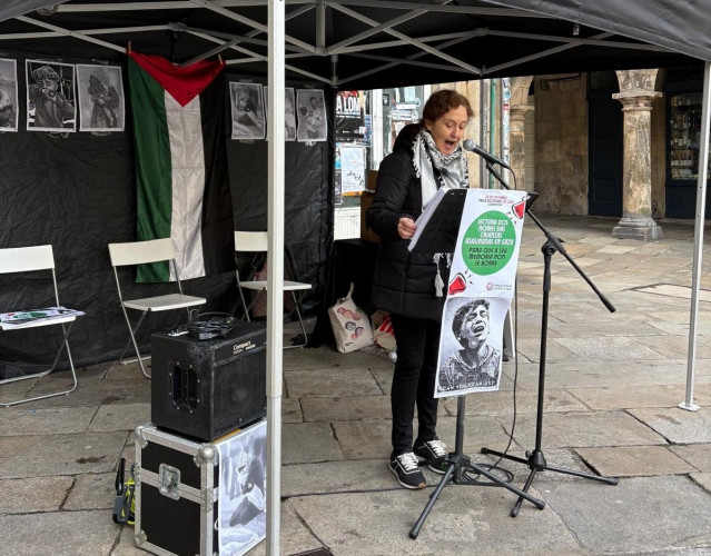 Lectura de nombres de niños y niñas asesinadas en Gaza en Santiago, a 24 de octubre de 2025.