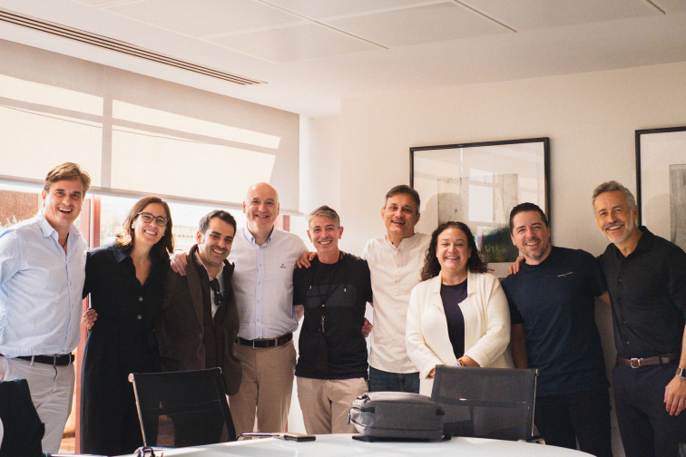 La compañía gallega Visual Trans adquiere DeiWorld y se afianza como firma líder de software logístico en español