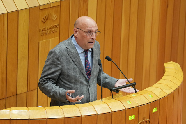 Archivo - El portavoz del grupo parlamentario mixto, Armando Ojea, comparece en el Parlamento gallego, a 9 de septiembre de 2025, en Santiago de Compostela, A Coruña, Galicia.