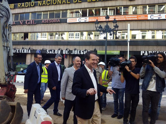 Caballero eloxia a decisión de Ferraz de retirar competencias á xestora do PSdeG