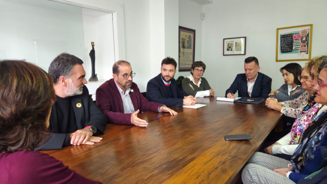 Convenio de colaboración entre la RAG y Alingua