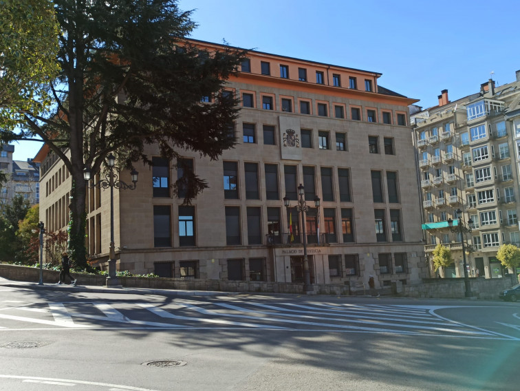 Un agente de la Guardia Civil se enfrenta a cuatro años de cárcel acusado de falsificar un documento oficial en Ourense