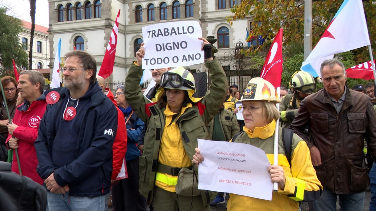Manifestación de bomberos forestales tras el verano negro: 