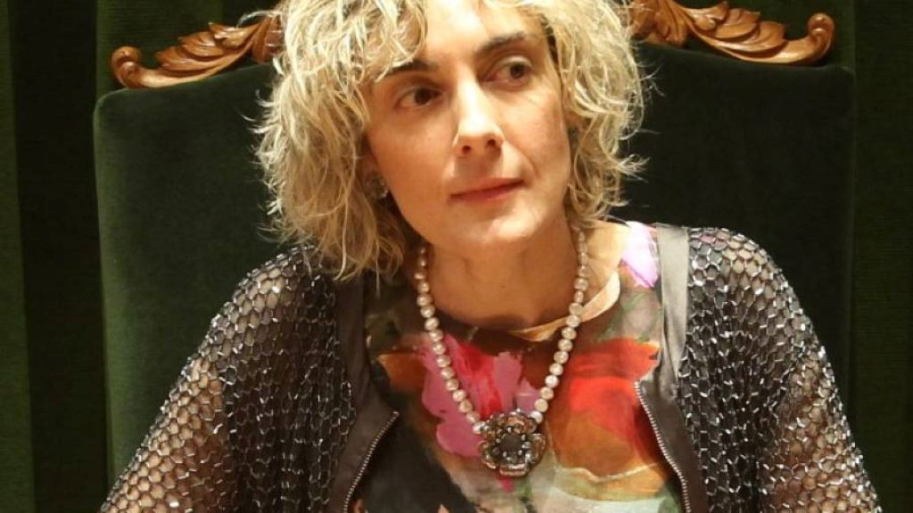 La jueza Lu00f3pez Suevos en una imagen del Ateneo de Santiago