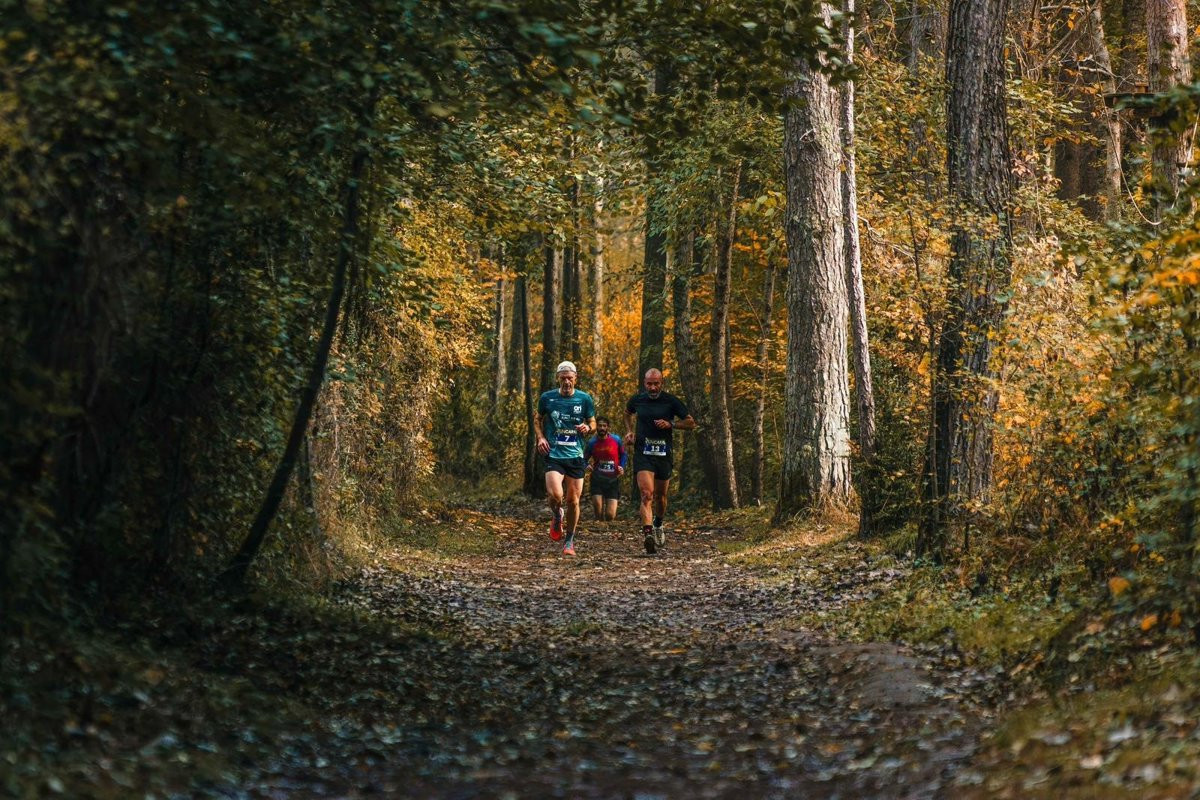 Trail running correr deporte otou00f1o