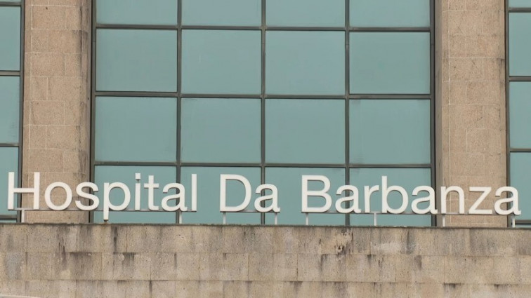 Cuatro jóvenes de entre 18 y 20 años resultan heridos en un accidente de tráfico en Ribeira