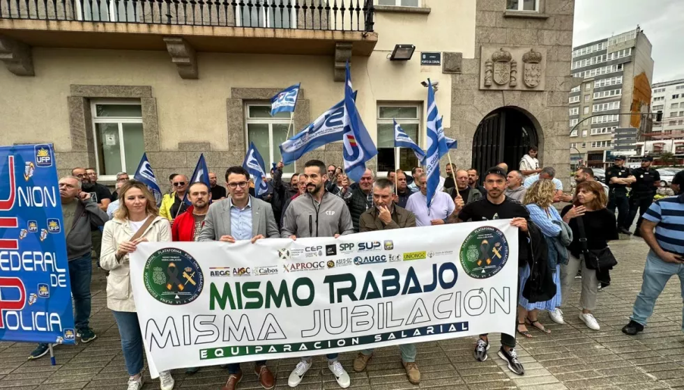 Una manifestación de sindicatos de policía y asociaciones de guardia civil por la equipación en 2023