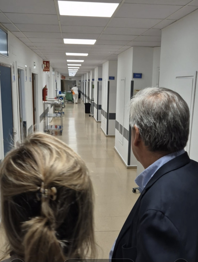 El conselleiro de Sanidade, Antonio Gómez Caamaño, visita las obras en el Hospital Arquitecto Marcide de Ferrol
