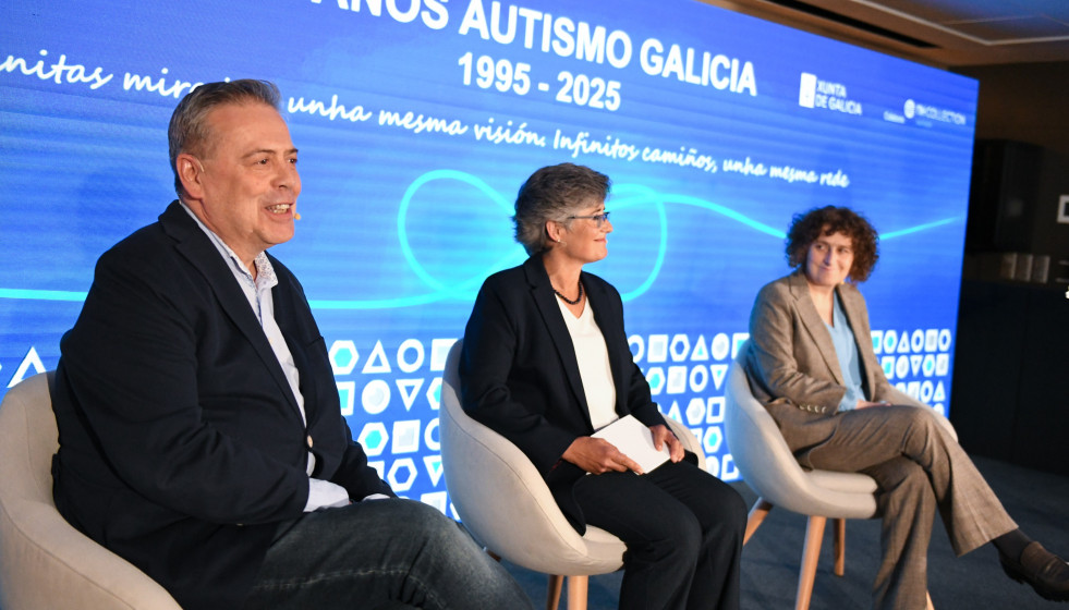 El conselleiro de Sanidade, Antonio Gómez Caamaño, en el acto conmemorativo del 30 aniversario de la Federación Autismo Galicia