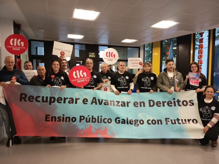 Sindicatos amenazan con más días de huelga de profesores mientras 