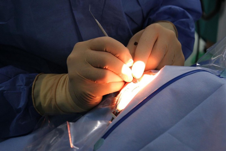 ​A lista de espera para reconstrución mamaria sitúase en Galicia entre 3 e 27 meses