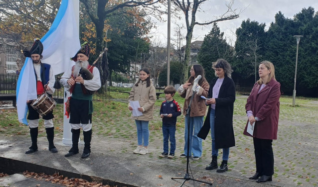 Miriam Louzao y Lucia Veciño Souto tomaron la palabra en el acto celebrado.
