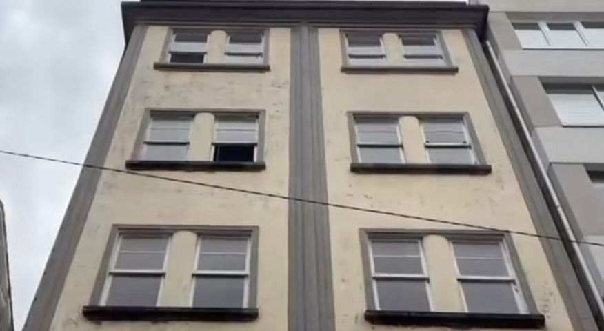 Edificio colapsado parcialmente en Ferrol